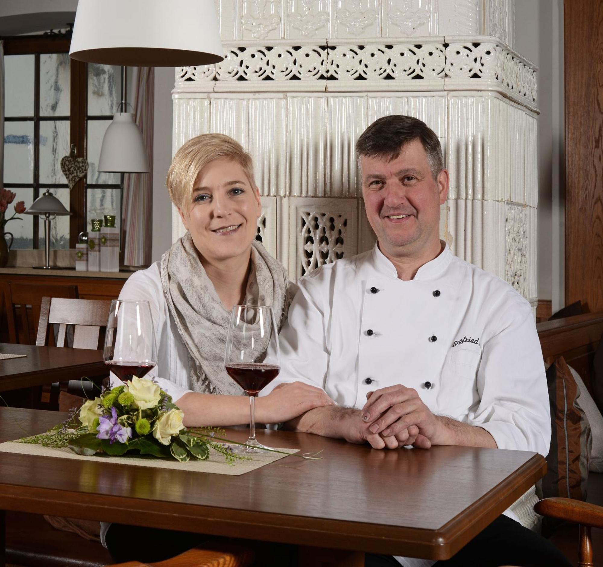 Hotel Restaurant Klosterhof Gutenzell-Hürbel Esterno foto